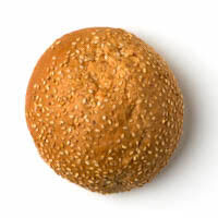 vollkornburgerbrötchen mit sesam