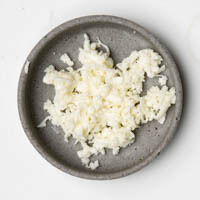 geriebener mozzarella