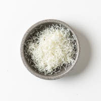 geriebener pecorino