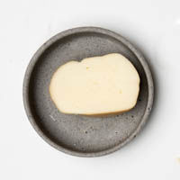geräucherter scamorza-käse