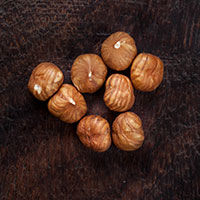 haselnüsse, blanchiert, 25g