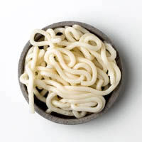 frische udon-nudeln