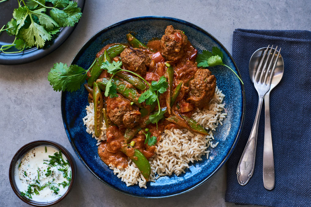Indisches Korma-Curry mit Rindfleischbällchen