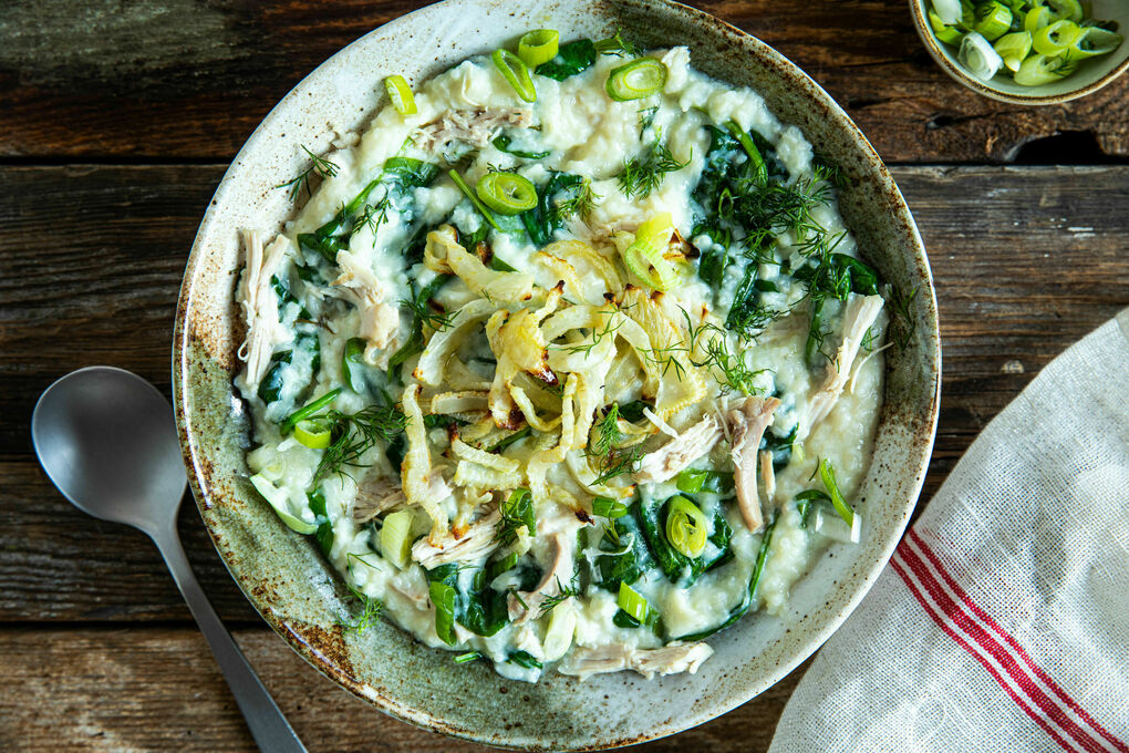 Special: Griechische Hähnchensuppe mit Reis, Zitrone und geröstetem Fenchel