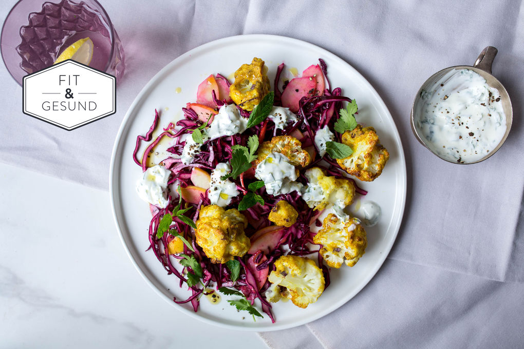Tandoori Blumenkohl mit Rotkohl-Apfel-Salat