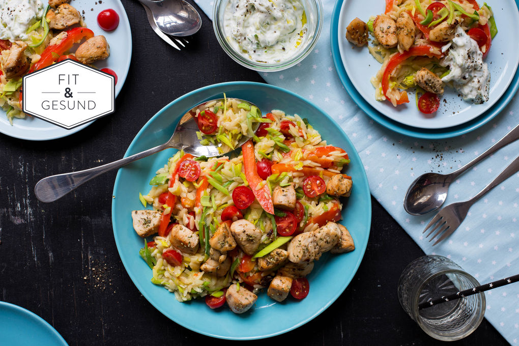 One Pot Risoni mit Hähnchen und Tzatziki