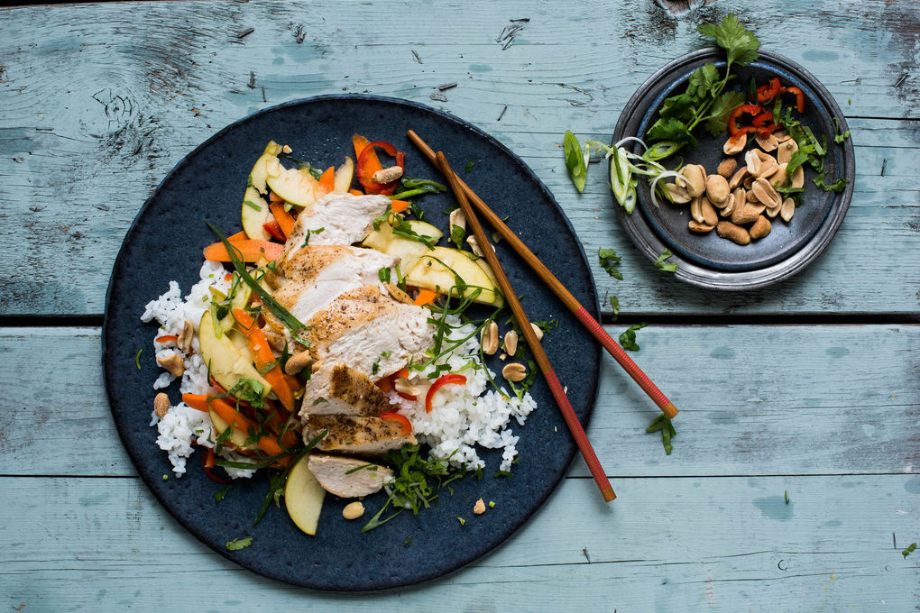 Thai-Hähnchensalat mit Sushi Reis