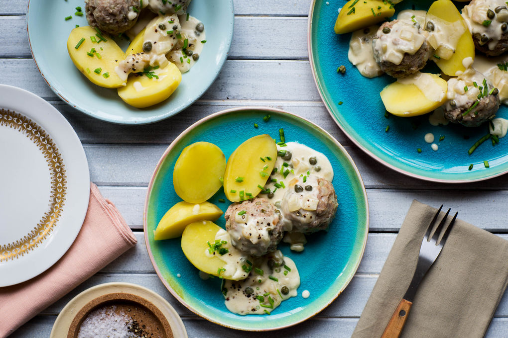 Königsberger Klopse mit Schnittlauchkartoffeln