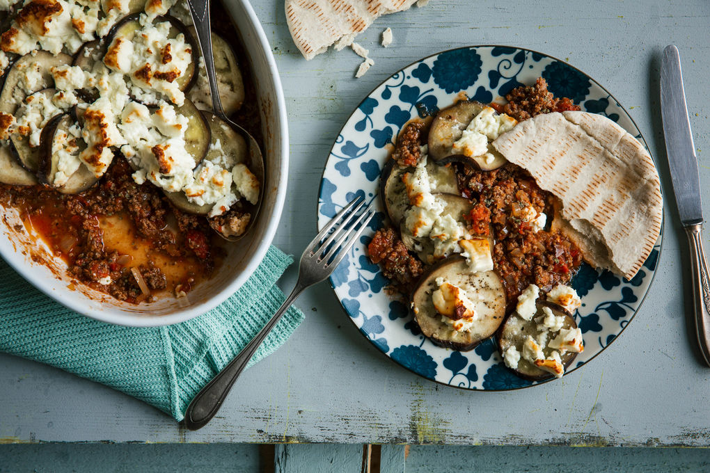 Auberginen-Moussaka mit Rind und griechischem Käse