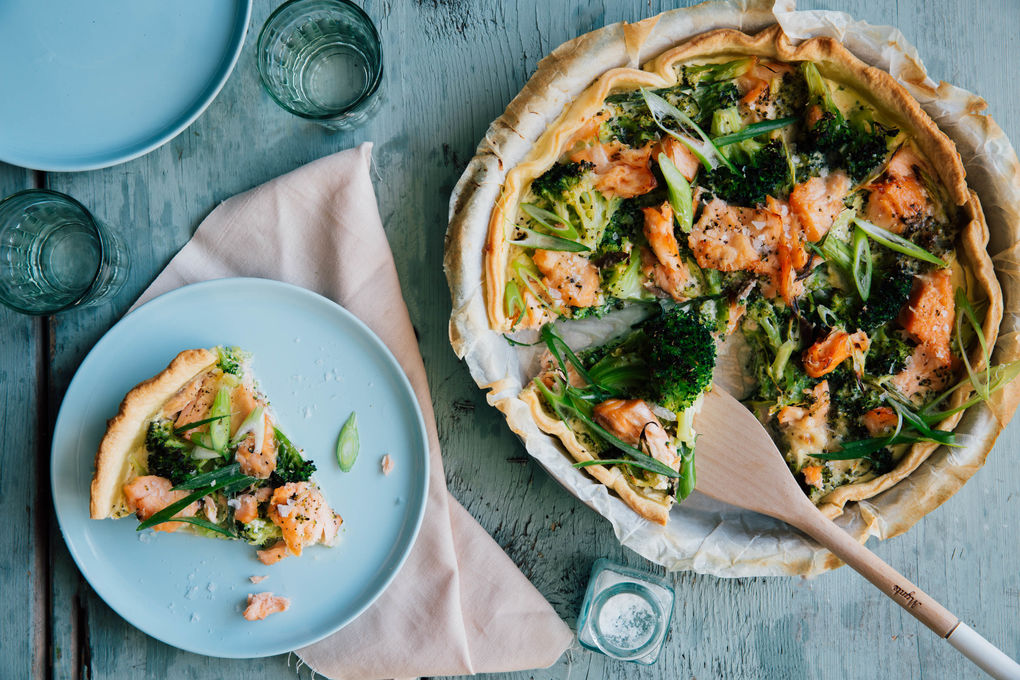 Feine Quiche mit Räucherlachs und Brokkoli