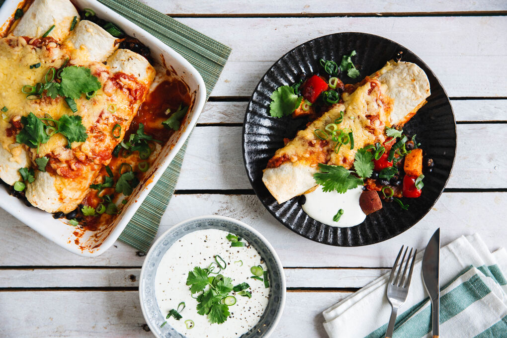 Enchiladas sin Carne mit Koriander-Limetten-Dip
