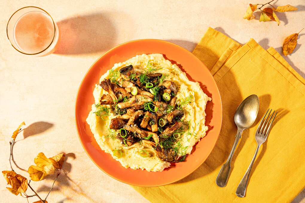 Special: Würzige Pilzpfanne auf Pastinakenpüree mit Cheddar und Dukkah