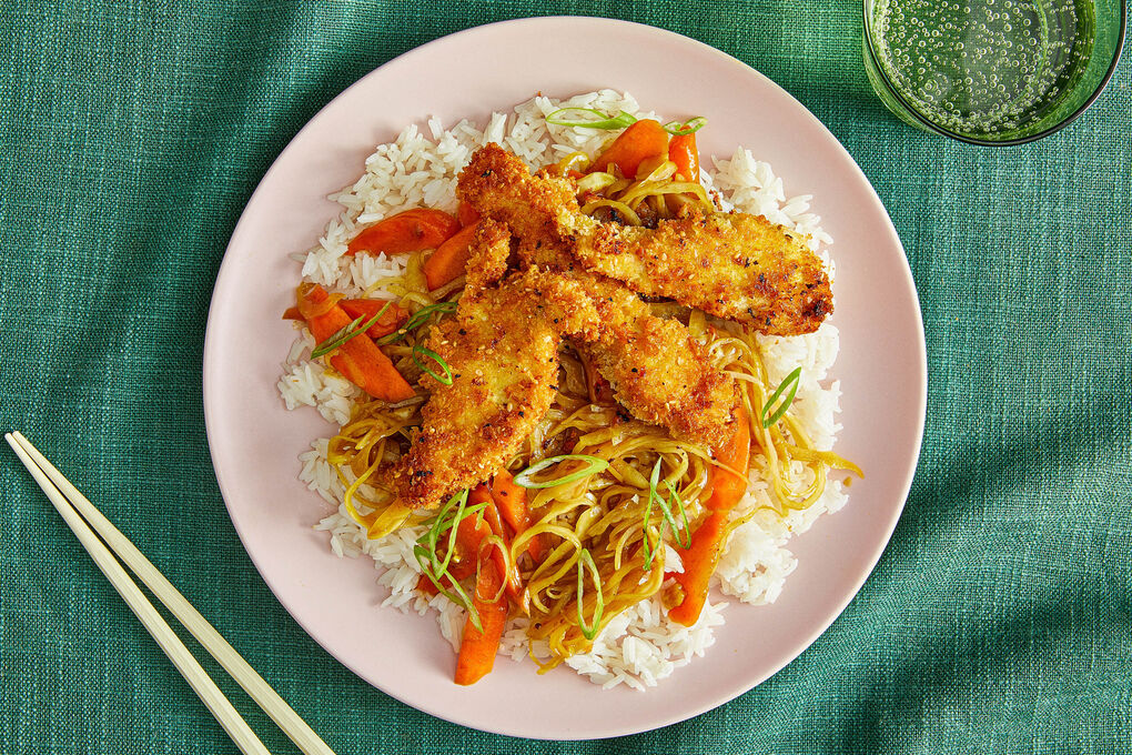 Sesamhähnchen mit Weißkohlgemüse und duftendem Jasminreis