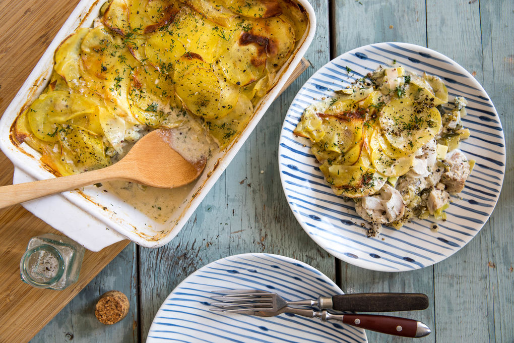 Seelachs mit Kartoffelhaube in cremiger Zucchini-Schmand-Sauce