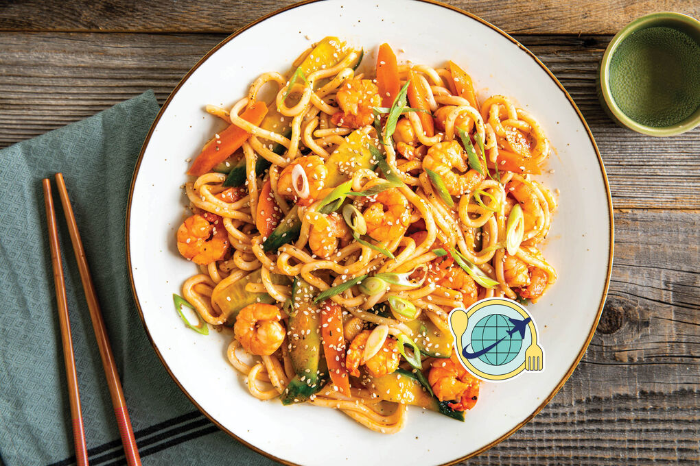 Special <650kcal: Koreanische Nudelpfanne mit Garnelen und Gemüse