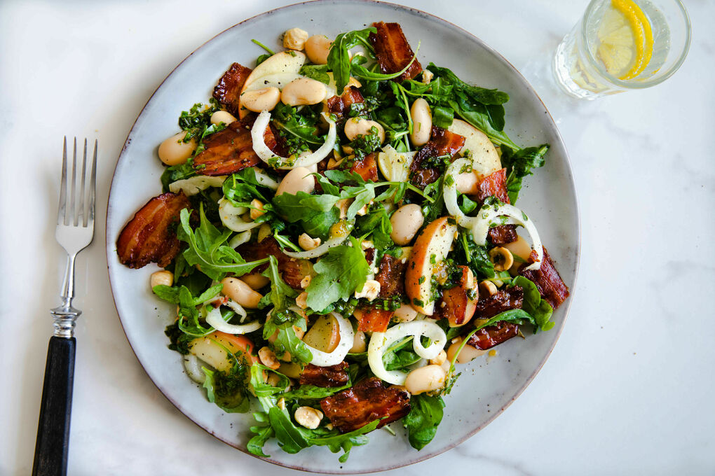 Low-Carb-Salat mit Fenchel und Bacon fruchtig-fein mit Aprikosen-Estragon-Dressing
