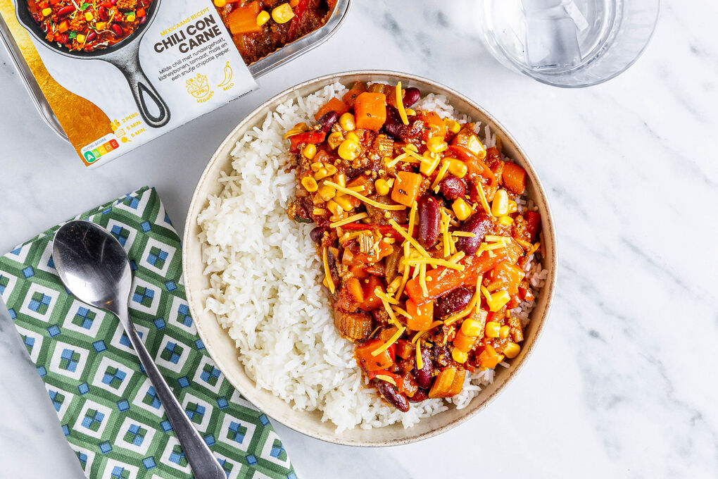 Extraschnell: Klassisches Chili con Carne mit Jasminreis und Cheddar