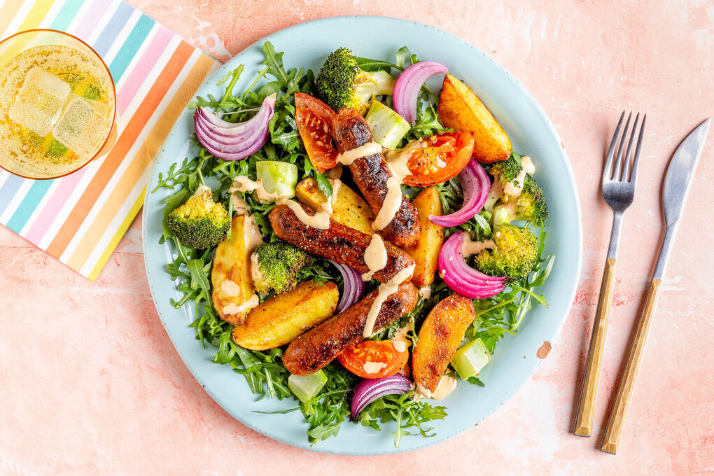 Veganer Chorizo-Kartoffel-Salat „Patatas Bravas“-Style mit Paprika-Aioli
