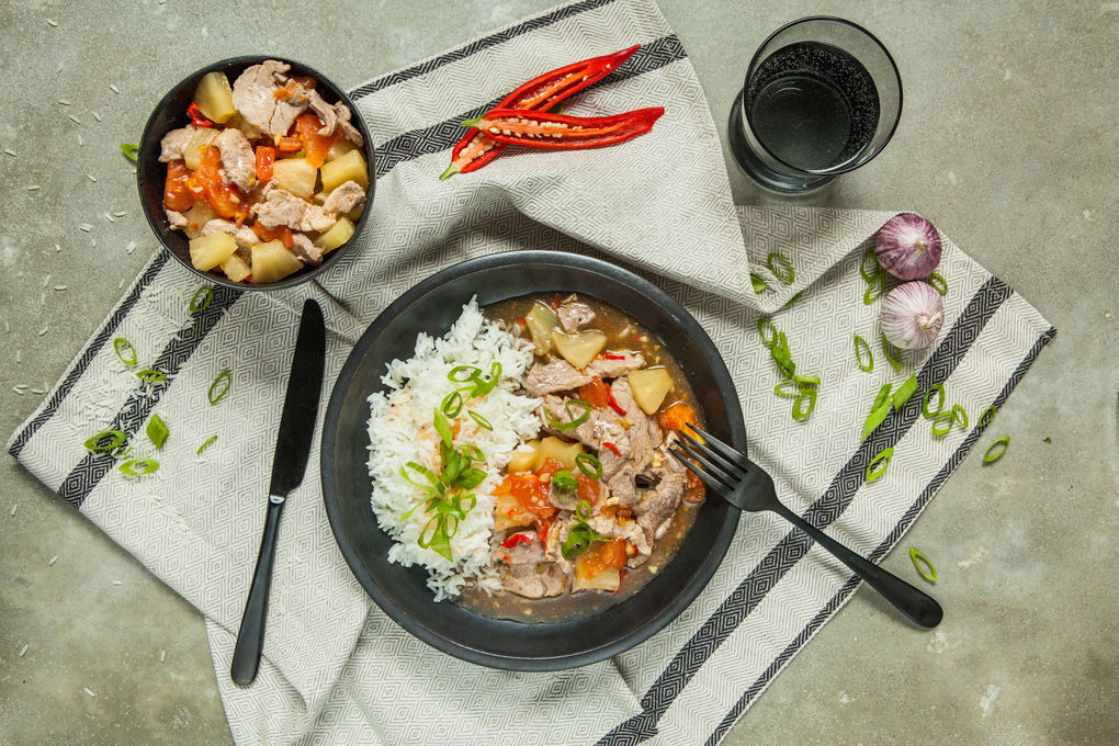 Schweinefleisch Süss-Sauer mit Ananas und Basmati-Reis