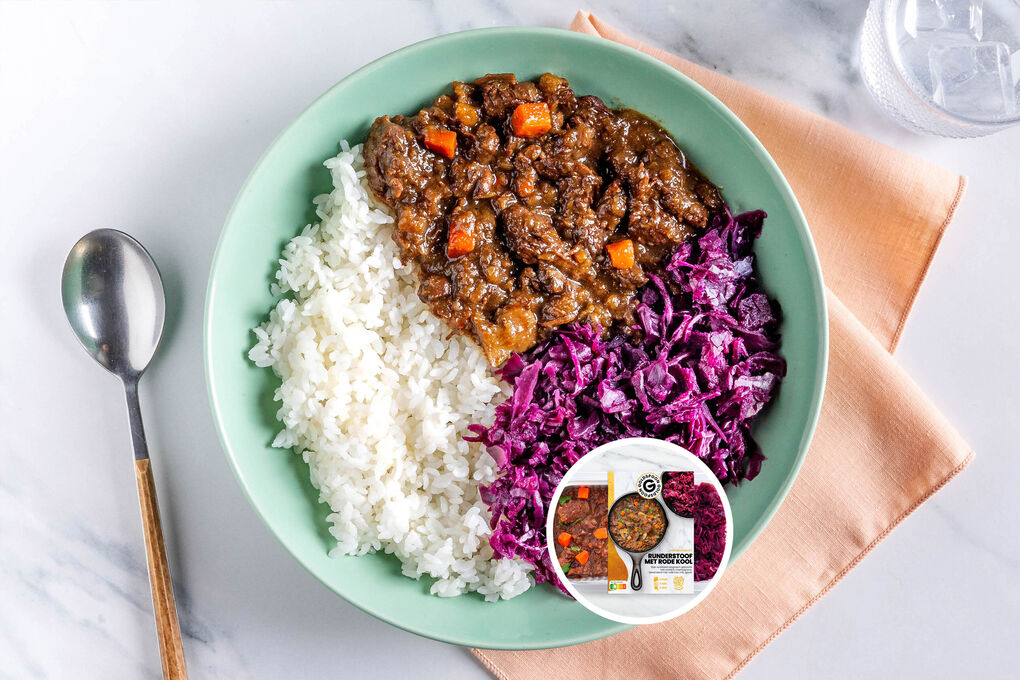 <20Min.: Rindergulasch Sauerbraten-Art mit Rotkohl und Jasminreis
