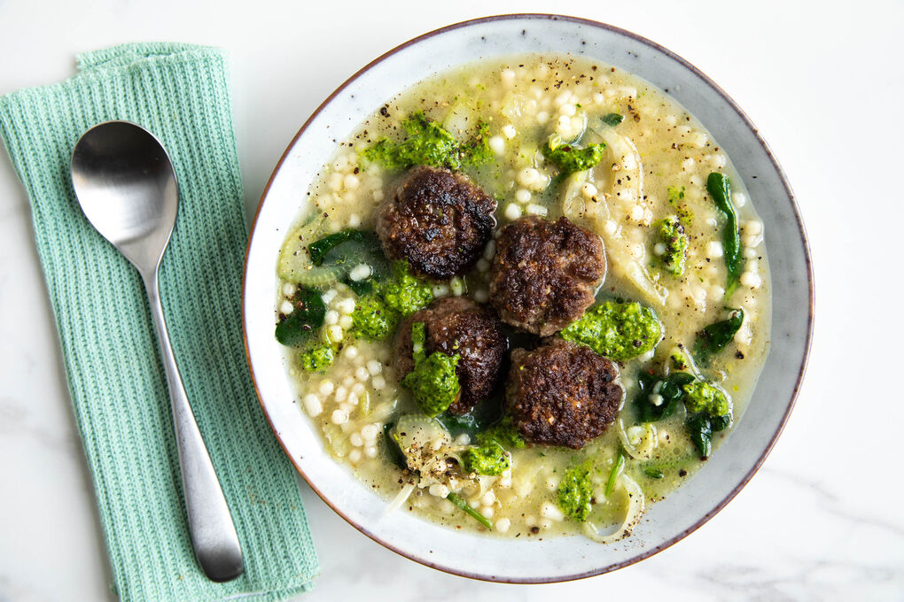 Italienische Hochzeitssuppe mit Bio-Rind würzig-fein mit Fenchel und Perlencouscous
