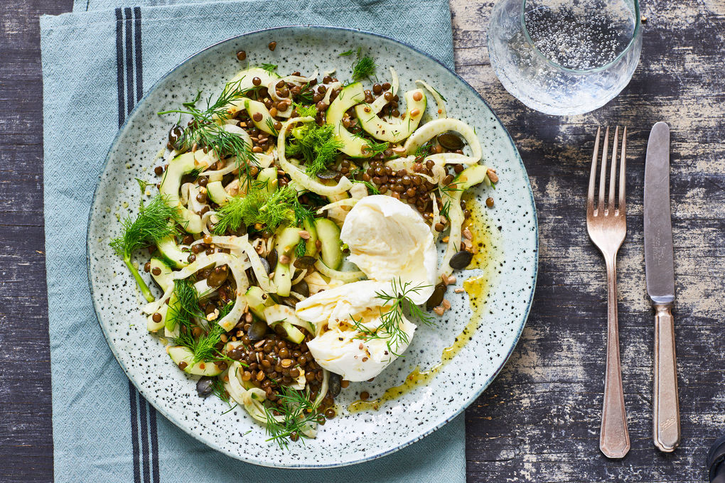 Leichter Linsen-Salat mit Fenchel und Büffelmozzarella