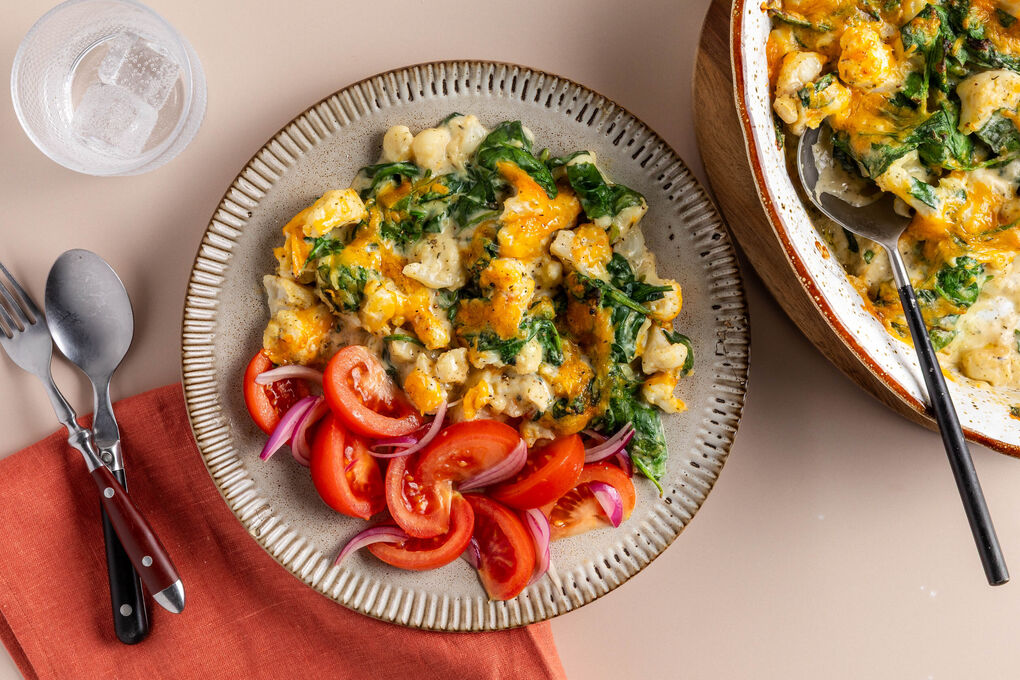 Feiner Blumenkohl-Spinat-Auflauf überbacken mit Cheddar
