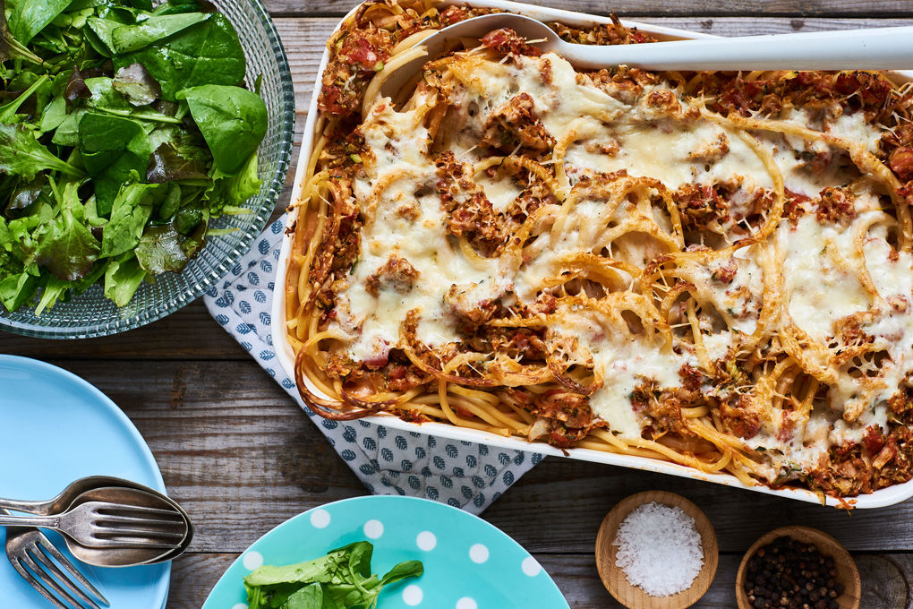 Italienischer Pasta-Auflauf mit Brokkoli und Zucchini