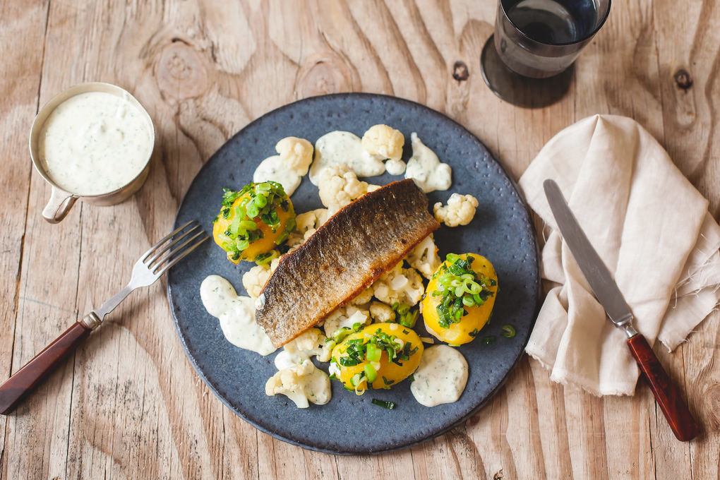 Forellenfilet mit Blumenkohl und Frischkäsesauce