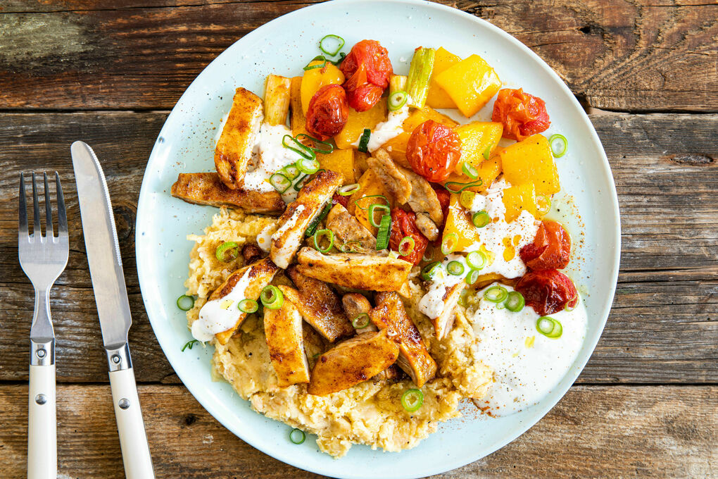 Paprikahähnchen mit confierten Bohnen Low Carb mit Joghurt-Knoblauch-Creme