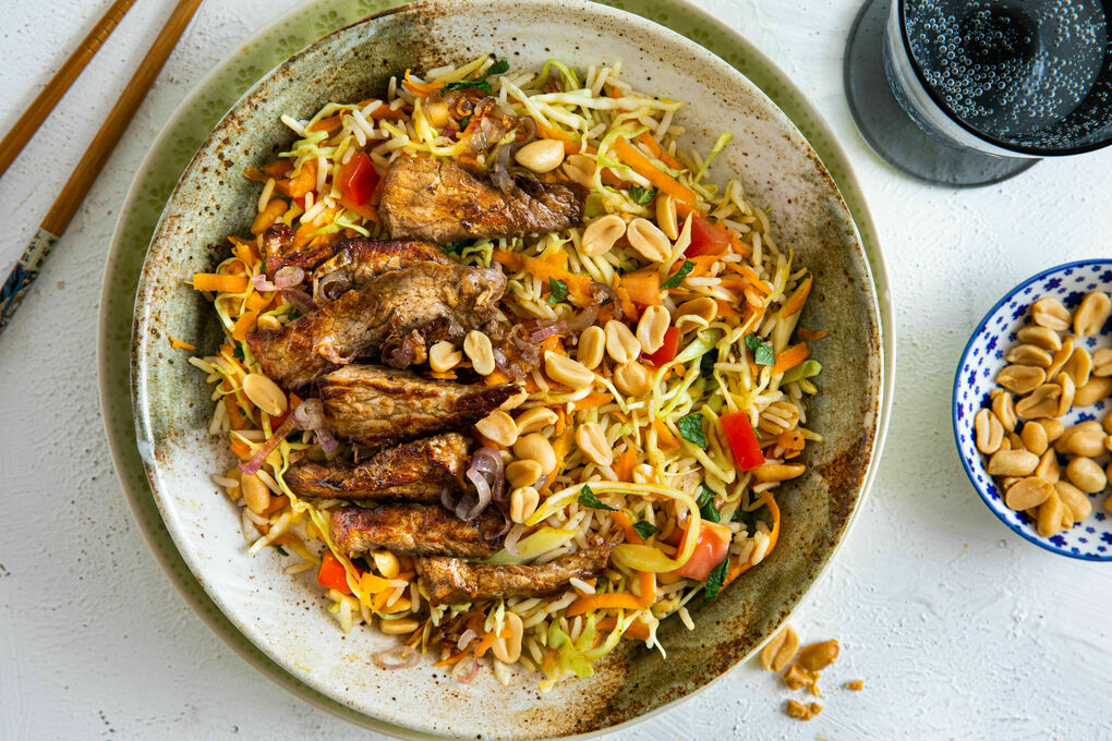 Rindergeschnetzeltes auf Vollkornreis mit eingelegtem Curry-Weißkohl