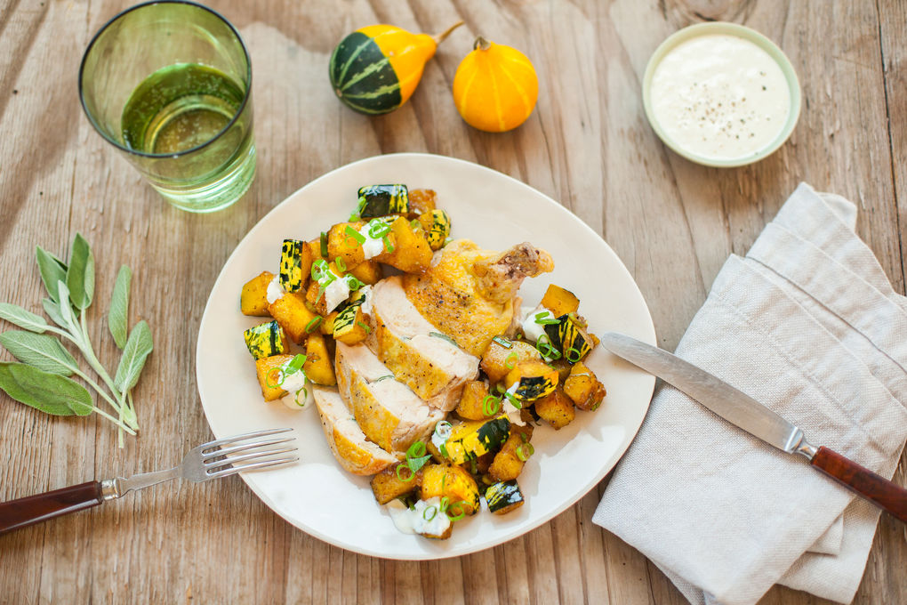 Knusprige Maispoularde mit karamellisiertem Kürbis und Lemon-Cre