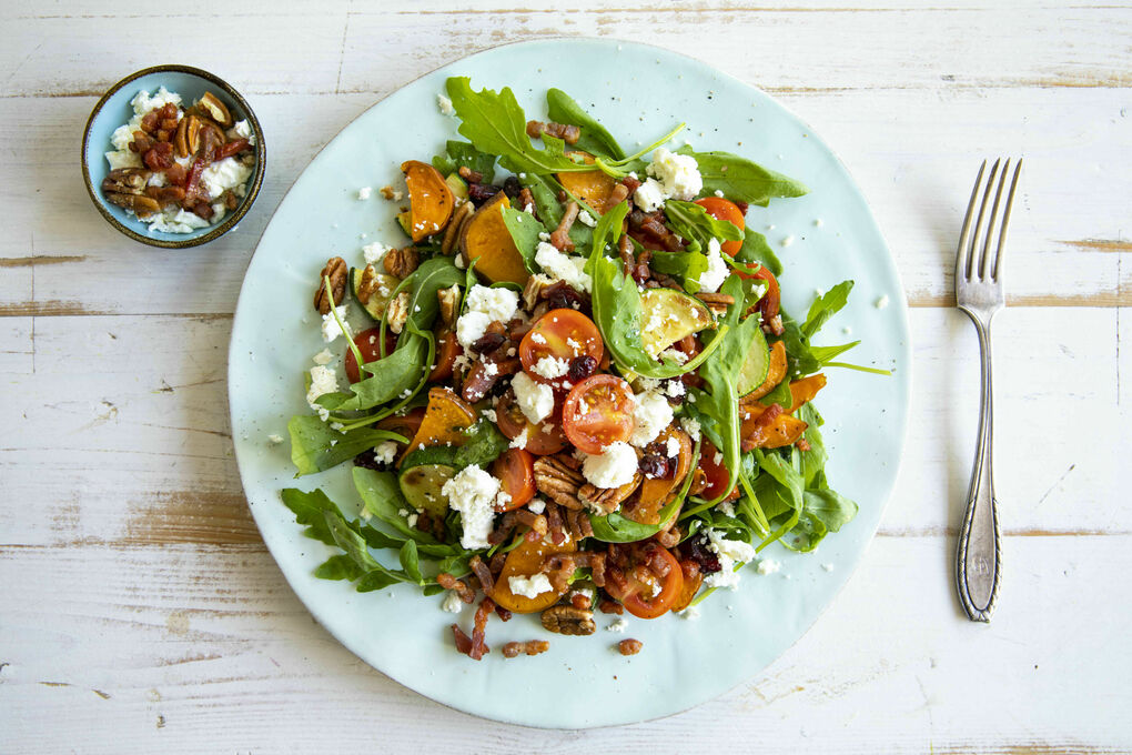 Süßkartoffel-Speck-Salat mit Feta Low Carb mit Pekannüssen und Cranberrys